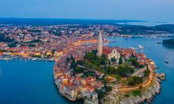 Featured image of post Bing每日图片20221130